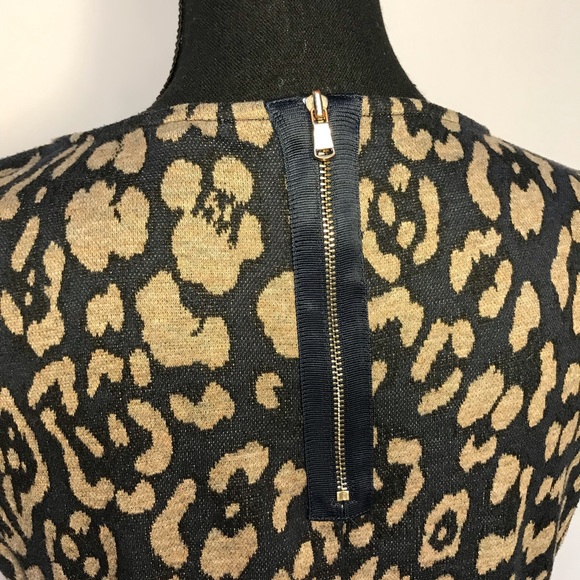 Animal Print Ann Taylor Peplum Top Size Medium - Picture 4 of 5